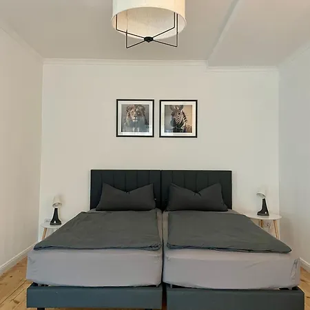 Dene Living * Berlin