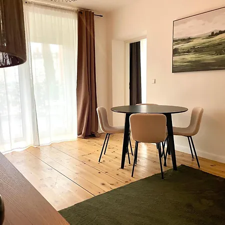 Dene Living * Berlin
