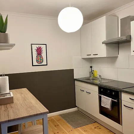 Dene Living * Berlin